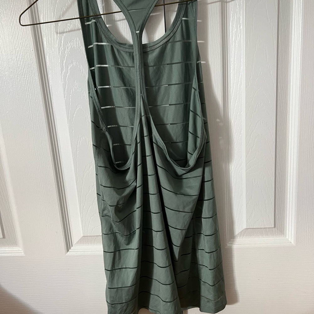 Athleta workout top
